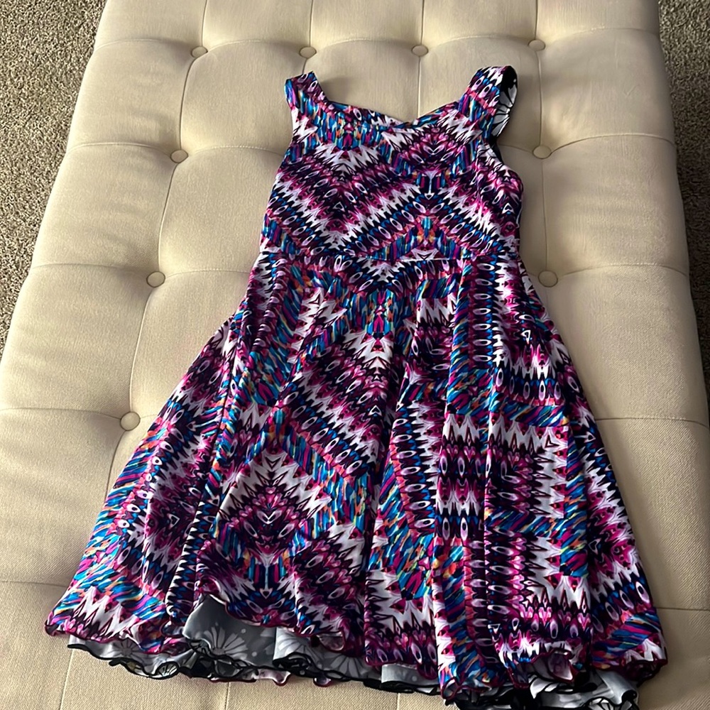 Emily West Girl’s Size 10 Reversible Dress Purple one side Flowers on the other